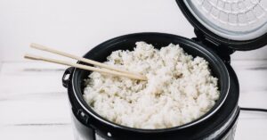 Mastering the Art of Cooking with a Rice Cooker: Your Ultimate Guide to Perfectly Fluffy Grains