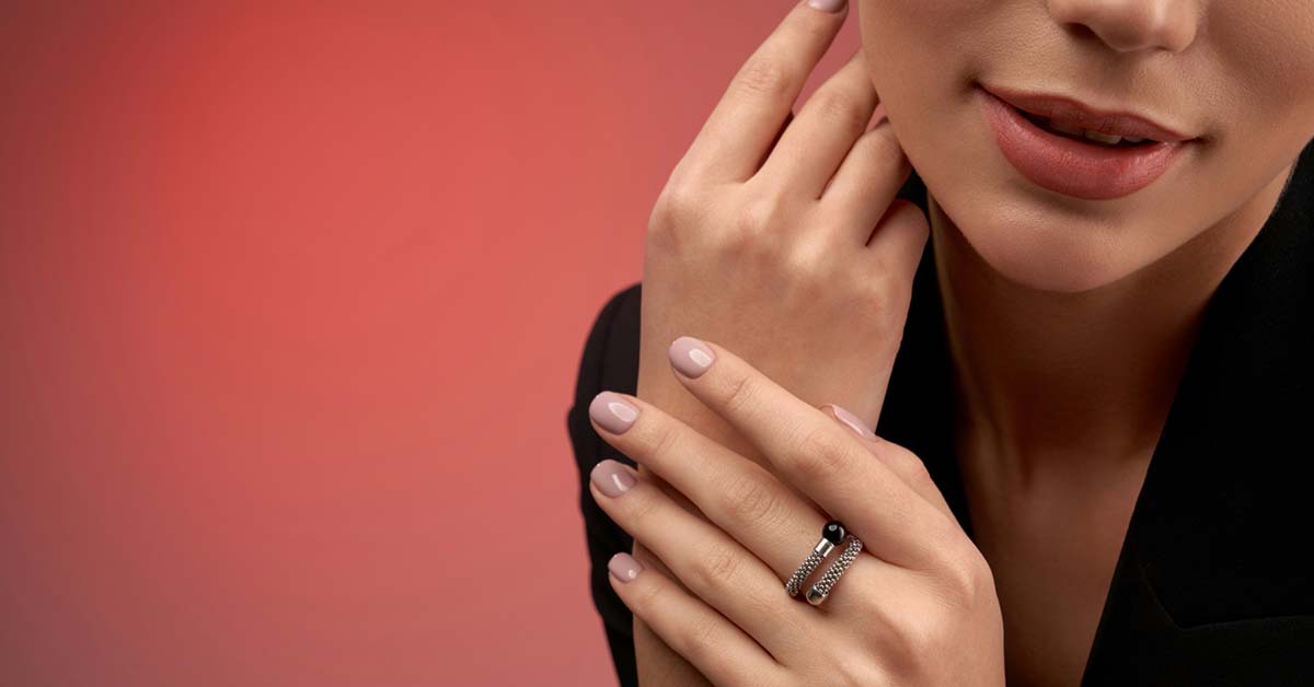 jewelry nails