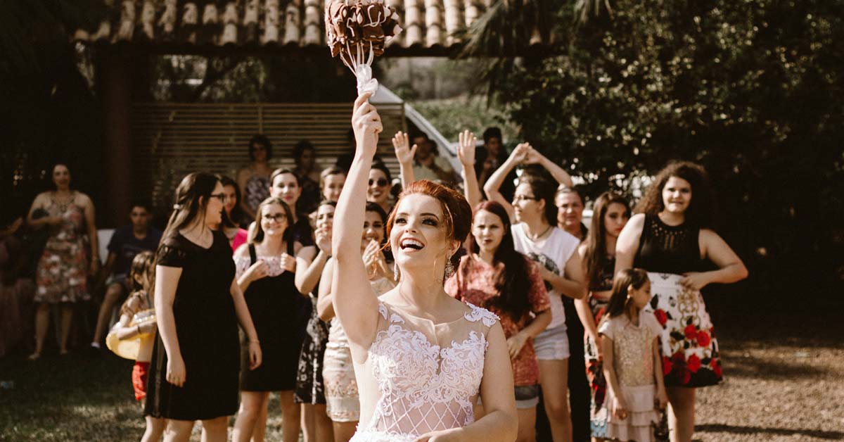 spring wedding guest dresses